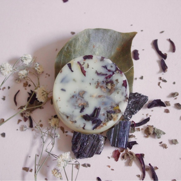 Handmade Aromatherapy Root Chakra Beeswax Wax Melts with Essential Oils - Picture 1 of 2